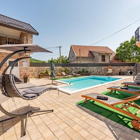 Apartman Toni Gračac Buitenkant foto